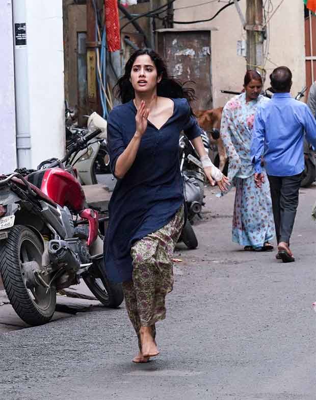 Ulajh: Janhvi Kapoor runs barefoot 1000 meters in Bhopal for climax sequence