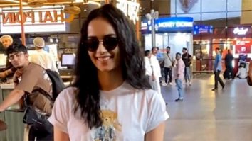 Absolutely love the style! Manushi Chhillar at the airport