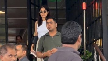 Bhumi Pednekar gets clicked by paps in a casual look