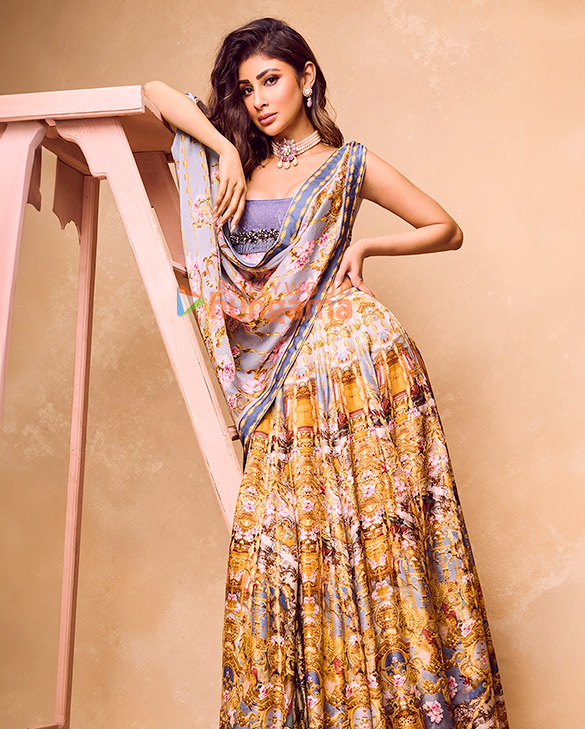 mouni roy 6 79
