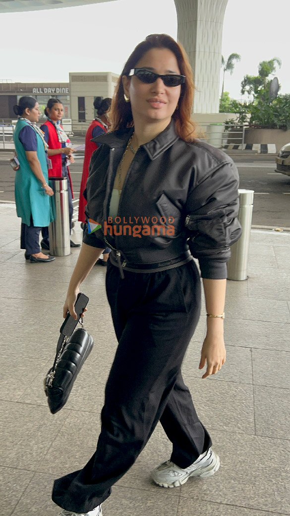 photos ananya panday tamannaah bhatia and others snapped at the airport 6