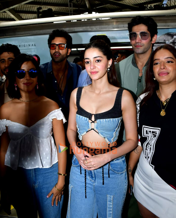 photos ananya panday snapped promoting her web series call me bae at a metro station in mumbai 5