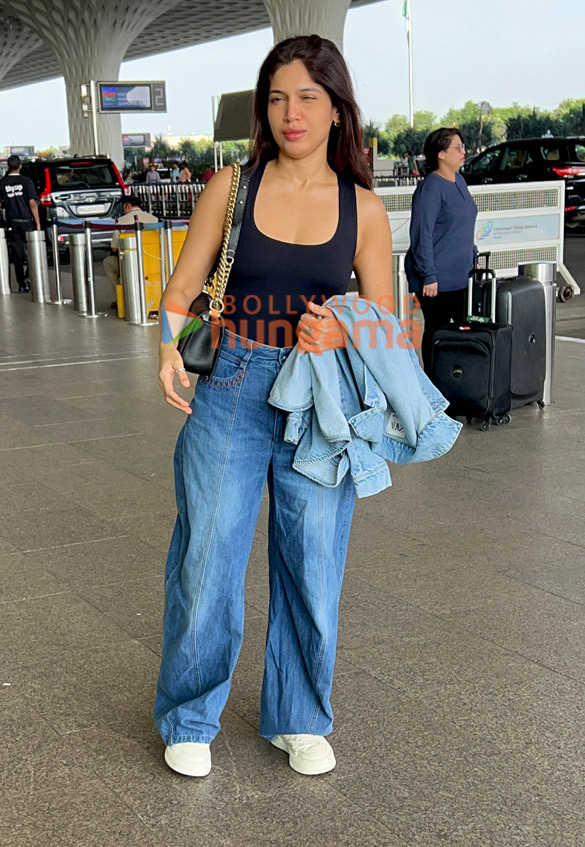 photos bhumi pednekar and jitendra kumar snapped at the airport 1