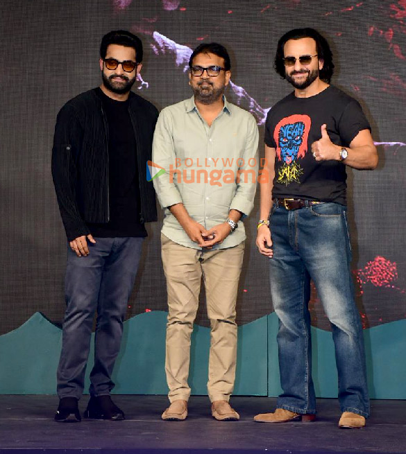 photos janhvi kapoor jr ntr saif ali khan karan johar and others attend the trailer launch of devara part 1 at taj lands end in bandra 5450 3