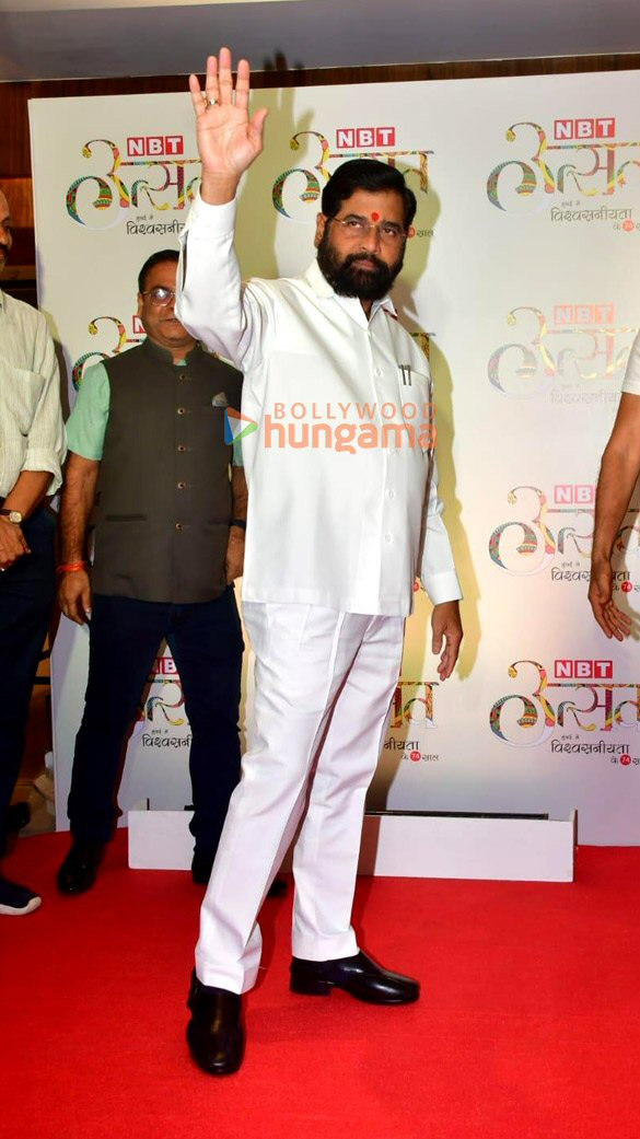 photos kartik aaryan ananya panday sharvari and others grace nbt utsav award 2024 9