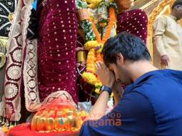 Photos: Kartik Aaryan snapped at Lalbaugcha Raja