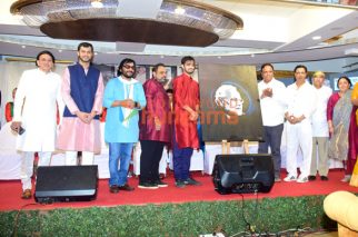 Photos: Hridaynath Mangeshkar, Roopkumar Rathod, Adinath Mangeshkar and others attend Vishwashanti Doot Vasudaiva Kutumbakam, an event honoring PM Narendra Modiji’s Vision of Global Unity