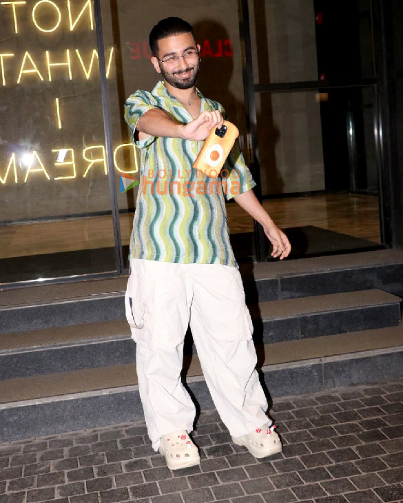 photos manushi chhillar malavika mohanan and others grace the special screening of yudhra 958 6