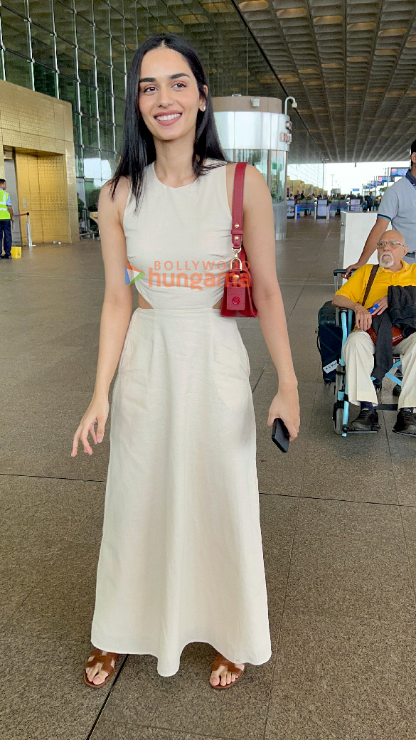 Photos: Manushi Chhillar snapped at the airport Photos: Manushi Chhillar snapped at the airport