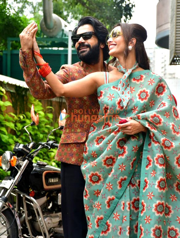 photos rajkummar rao triptii dimri and others snapped at the trailer launch of vicky vidya ka woh wala video 9