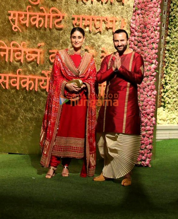 photos saif ali khan kareena kapoor khan tiger shroff and others snapped at ambanis house for ganesh chaturthi celebration 1