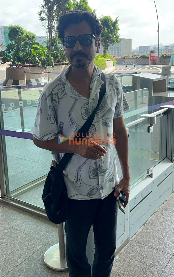 photos sanjana sanghi rasha thadani nawazuddin siddiqui and avneet kaur snapped at the airport 5