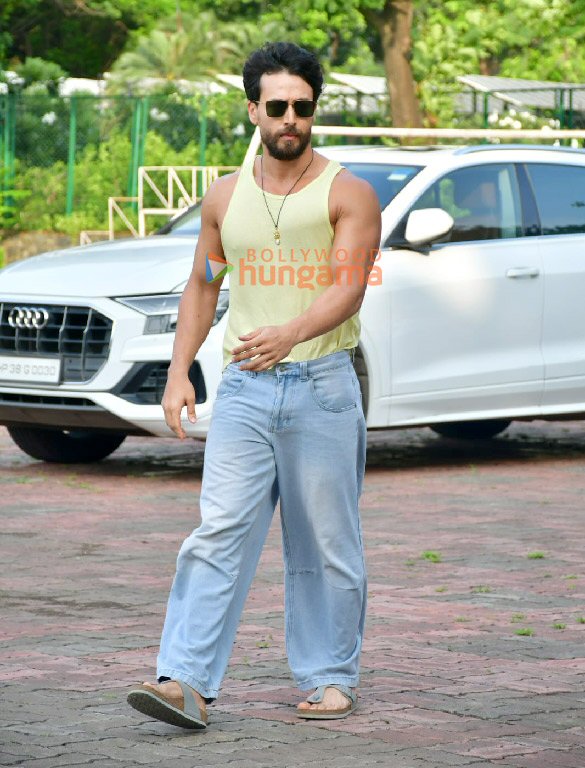photos tiger shroff sachiin joshi and others snapped during a football match 5
