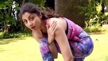 Queen of flexibility! Shilpa Shetty performs yoga with utmost efficiency