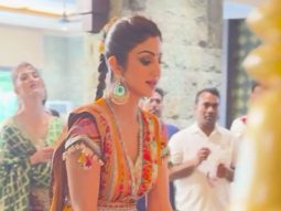 Twinning & winning! Shilpa Shetty bids farewell to Bappa