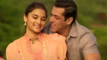 Saiee Manjrekar BREAKS SILENCE on 37-year age gap with Salman Khan in Dabangg 3: “I’m a very thick-skinned person” Saiee Manjrekar BREAKS SILENCE on 37-year age gap with Salman Khan in Dabangg 3: “I’m a very thick-skinned person”