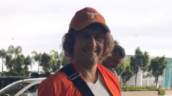 Sonu Nigam’s orange jacket is a vibe!