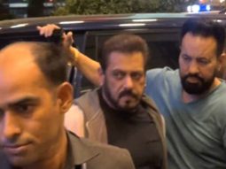 Tiger’s walk! Salman Khan gets clicked by paps at the airport