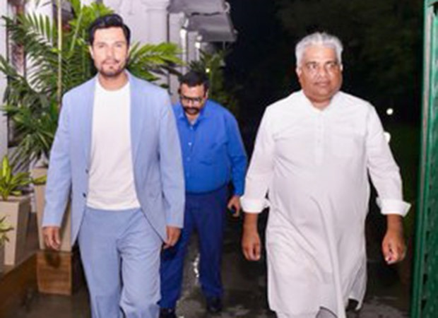 Randeep Hooda meets Vice President and Minister of Environment, Forest and Climate Change, receives heartwarming welcome : Bollywood News – Bollywood Hungama