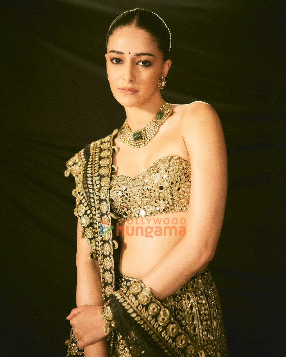 ananya panday 4 214