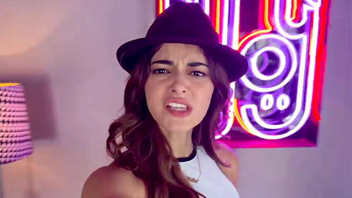 Ananya Panday’s ULTIMATE Guide to MOVING ON After a Breakup! | #CTRL | Netflix India Ananya Panday’s ULTIMATE Guide to MOVING ON After a Breakup! | #CTRL | Netflix India