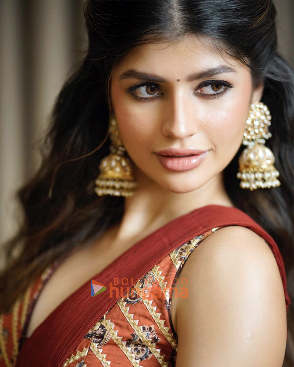 anjini dhawan 2 13