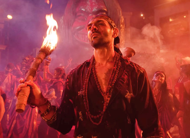 Bhool Bhulaiyaa 3 sells 2 lakh tickets for Day 1 across Top 3 national chains; to take a solid opening around Rs. 30 cr. mark :Bollywood Box Office