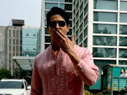 Kukkad kamal da! Sidharth Malhotra at Dharma office for Dhanteras Pooja