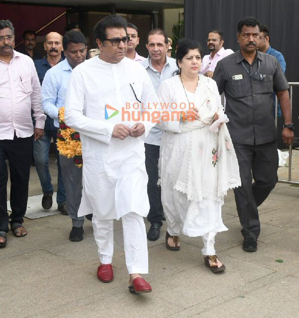 photos aamir khan kiran rao and others attend the funeral of ratan tata 3