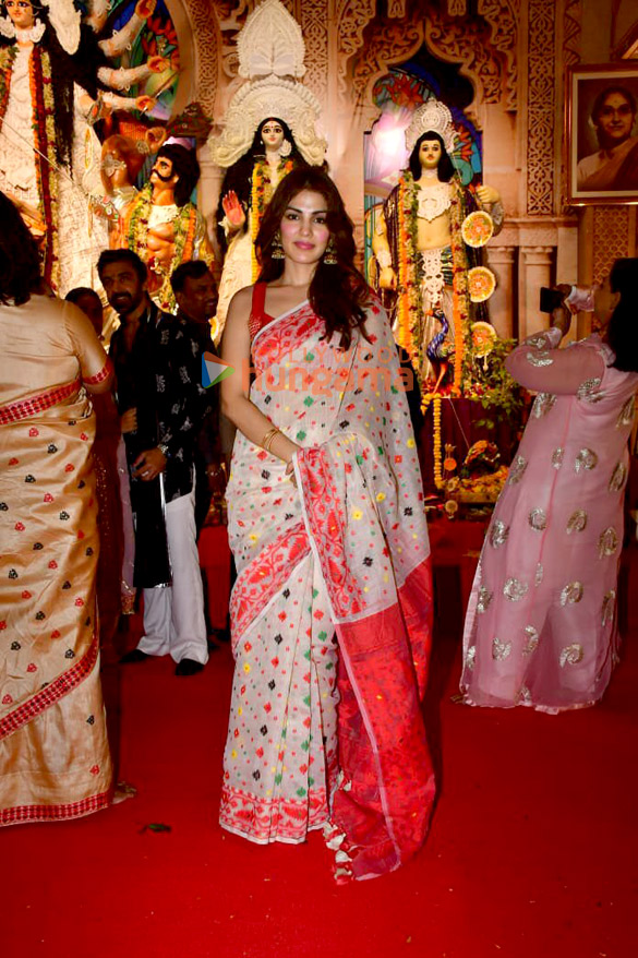 photos ajay devgn kajol rani mukerji alia bhatt and others snapped during durga puja at north bombay sarbojanin 7