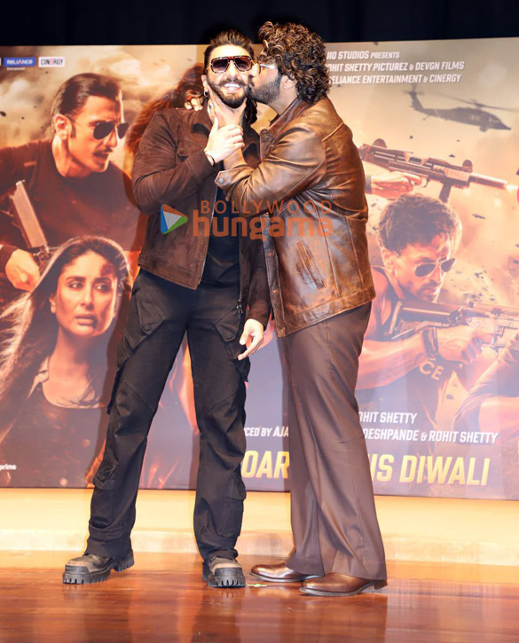 photos ajay devgn kareena kapoor khan tiger shroff ranveer singh arjun kapoor and others grace the trailer launch of singham again at nmacc 5