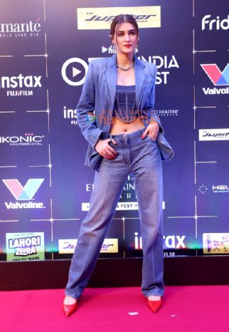 Photos: Kriti Sanon, Ananya Panday, Rakul Preet Singh, Saiee Manjrekar, Zareen Khan and others snapped at the Bollywood Hungama OTT India Fest – Day 1