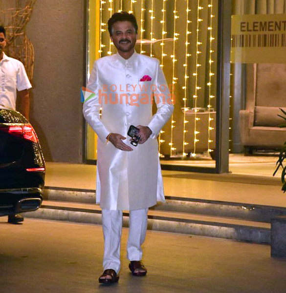 photos anil kapoor karan johar neetu singh and others snapped attending abu jani and sandeep khoslas diwali party 6