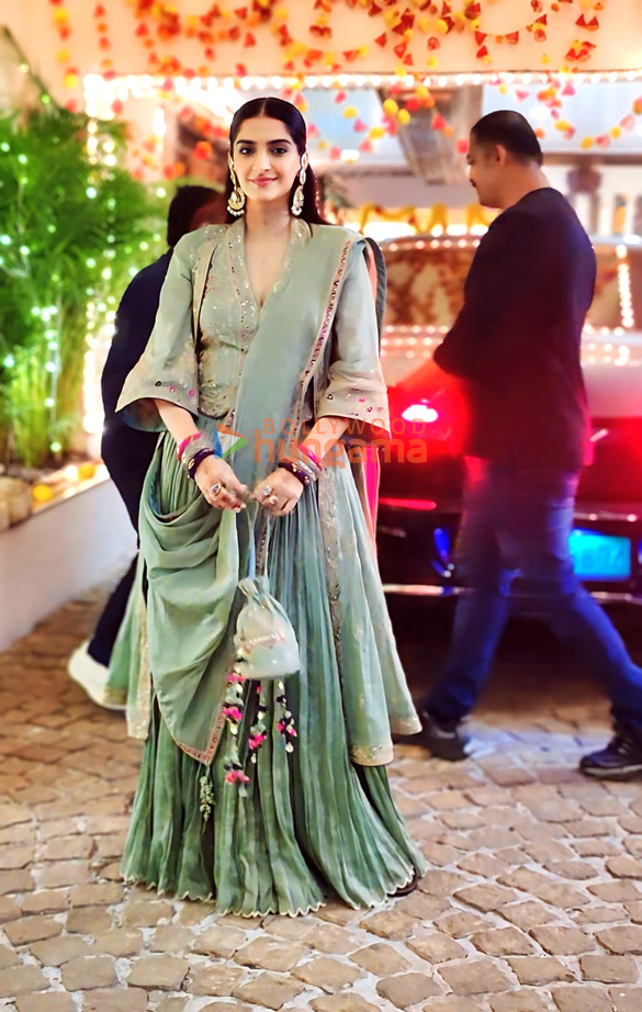 photos celebs snapped at anil kapoors residence for karwa chauth 13