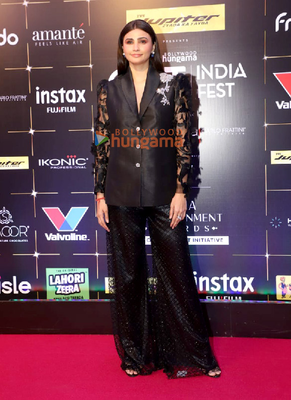 photos celebs snapped at the red carpet and awards ceremony of bollywood hungama ott india fest 2024 110 3