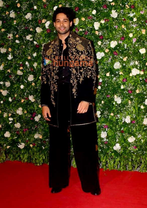 photos jacqueline fernandez nushrratt bharuccha varun dhawana and others grace anshul garg and amul mohans diwali party 24