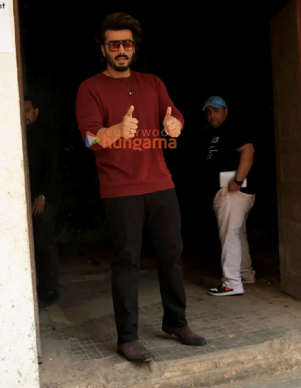 photos parineeti chopra and arjun kapoor snapped shoot together 1