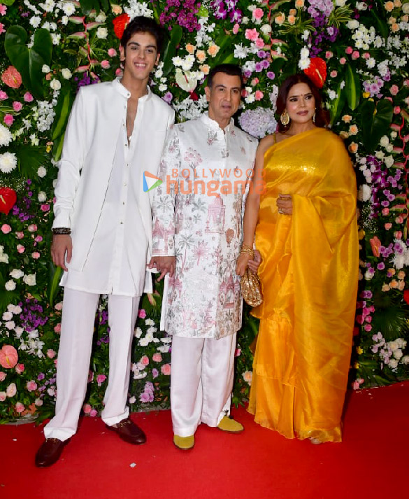 photos rakul preet singh mrunal thakur nushrratt bharuccha ankita lokhande and others snapped attending ektaa r kapoors diwali bash 37