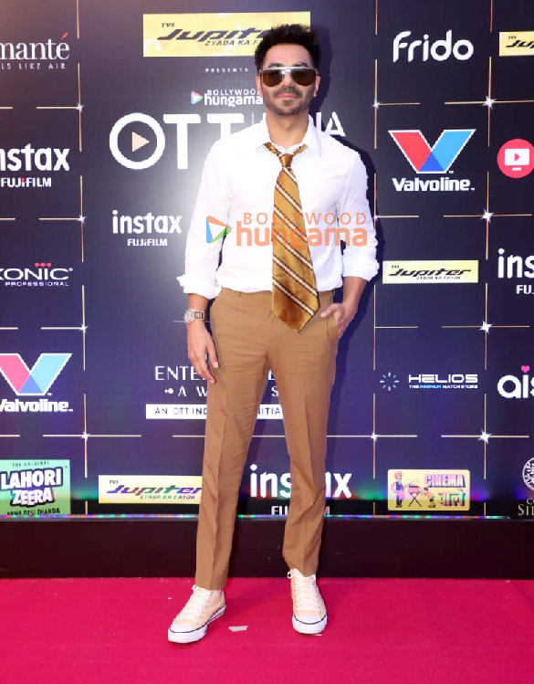 photos rakul preet singh saiee manjrekar zareen khan and others snapped at the bollywood hungama ott india fest day 1 3 4