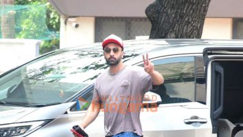 Photos: Ranbir Kapoor snapped at Sanjay Leela Bhansali’s house in Juhu