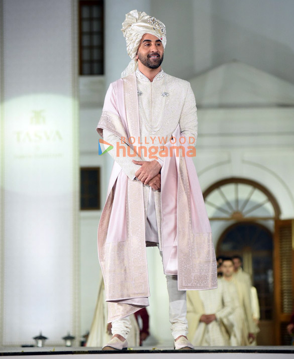 photos ranbir kapoor walks the ramp for tarun tahiliani in delhi 1