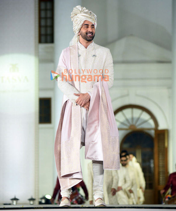 photos ranbir kapoor walks the ramp for tarun tahiliani in delhi 3