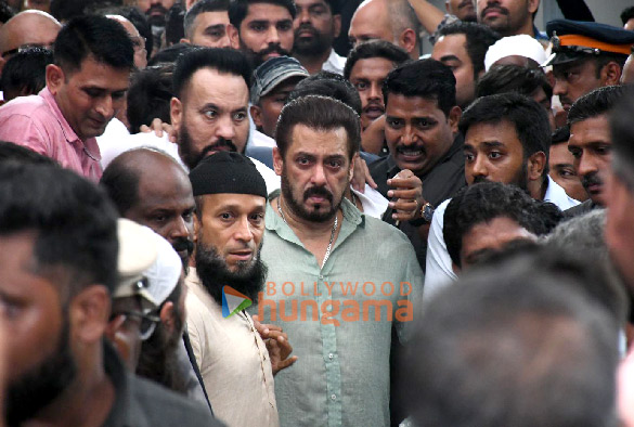 photos salman khan sohail khan arpita khan atul agnihotri and others attend last rites of baba siddique at his residence in bandra 4