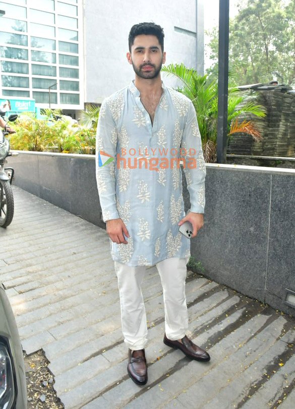 photos sidharth malhotra ibrahim ali khan lakshya and others attend dharma productions diwali pooja 5