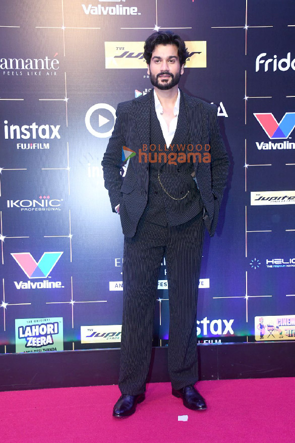 photos sonakshi sinha sophie choudry raveena tandon and others snapped at the pink carpet and awards ceremony of bollywood hungama ott india fest 2024 8
