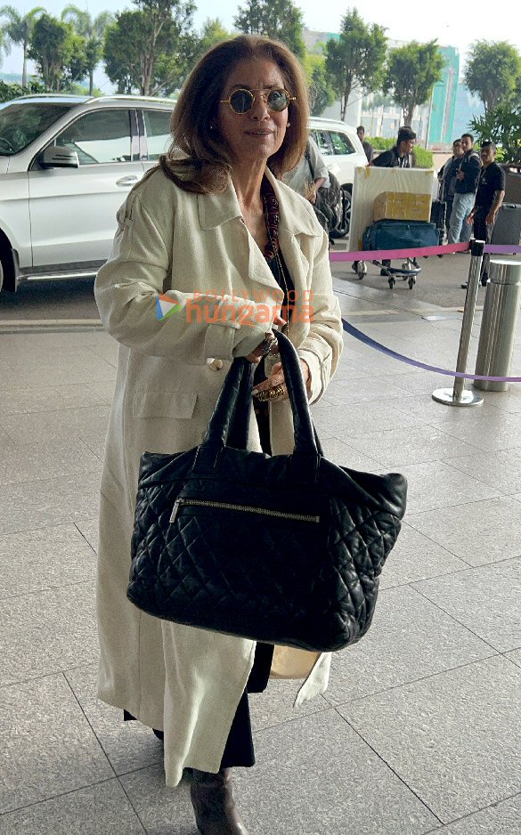 photos tamannaah bhatia sonam kapoor ahuja and others snapped at the airport 5