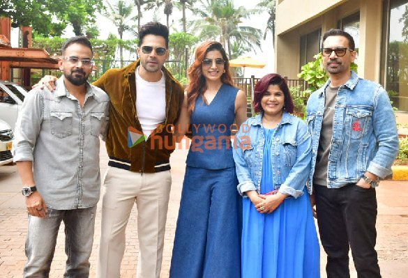 photos varun dhawan samantha ruth prabhu and others snapped promoting their spy thriller citadel honey bunny 9