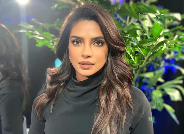 ¡ROTURA! Priyanka Chopra lanzará una línea de belleza en India con Max Factor: Bollywood News