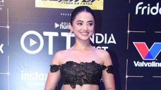 Helly Shah killing the look at Bollywood Hungama’s OTT India Fest