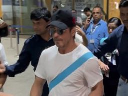 The King has arrived! Shah Rukh Khan gets clicked at the airport